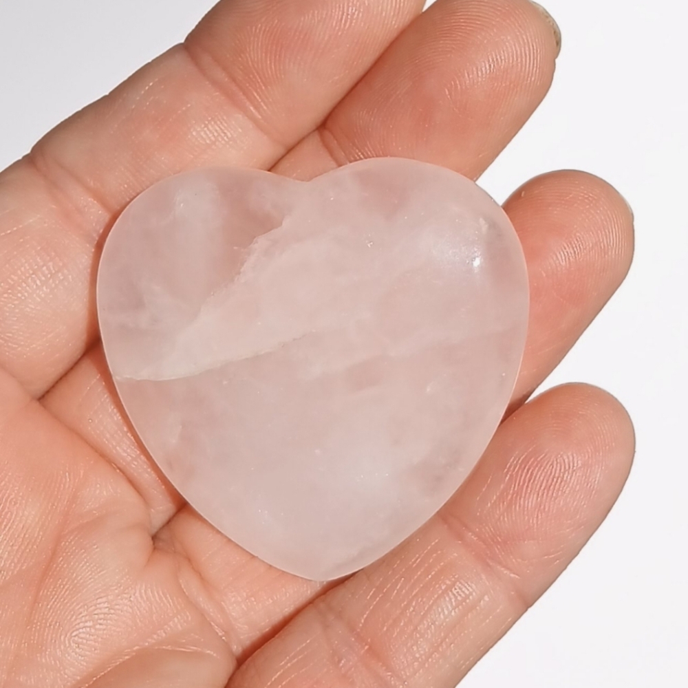 💗 Sleek Rose Quartz Polished Heart Natural Crystal Carving Fairycore Spiritual